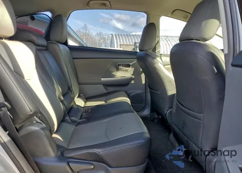 2012 Toyota Prius V z USA, uszkodzony, nr VIN JTDZN3EU5C3152641